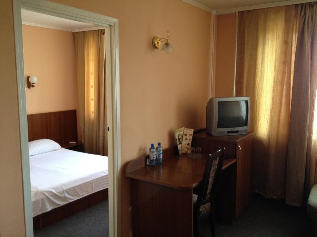 Tsentralniy Hotel Khmel'nyts'kyy Room photo